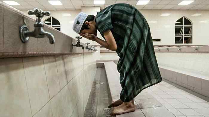 Cleanliness and Washing – Islamic Manners
